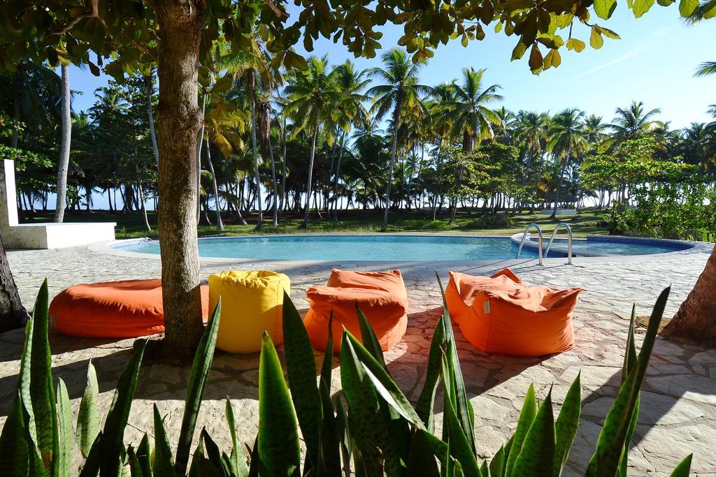 Baoba Beach Cabrera Bilik gambar